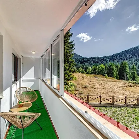 Aya -smolyan Lakes Large Terrace Апартамент Смолян