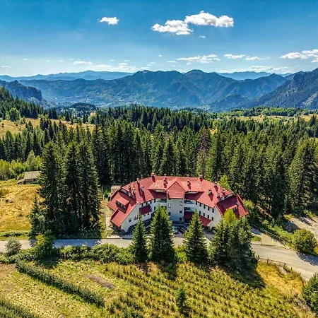 Апартамент Aya -smolyan Lakes Large Terrace